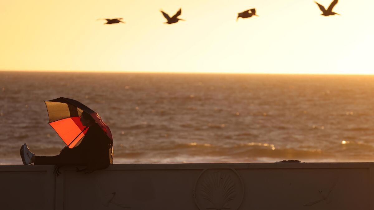 Record high heat, gusty Santa Ana winds forecast for parts of Southern California