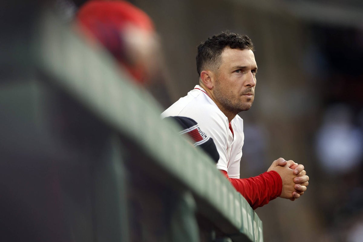 With an offer to Alex Bregman on the table, Red Sox holding their ground for now