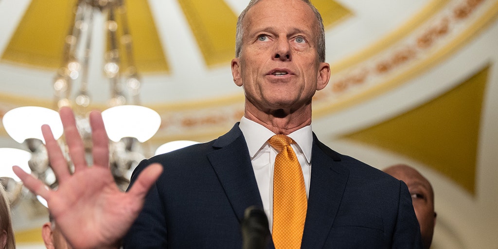 Republican Senators hit border, touting tougher security and tax cuts, in 2026 kickoff