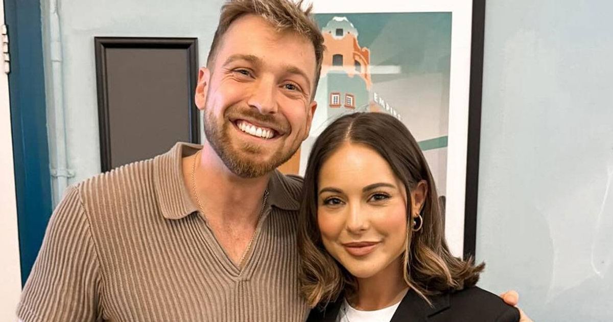 Sam Thompson in therapy after sister Louise 'nearly died three times' after traumatic birth - The Mirror