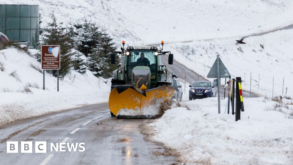Snow alerts upgraded to amber as Scots warned of blizzard conditions