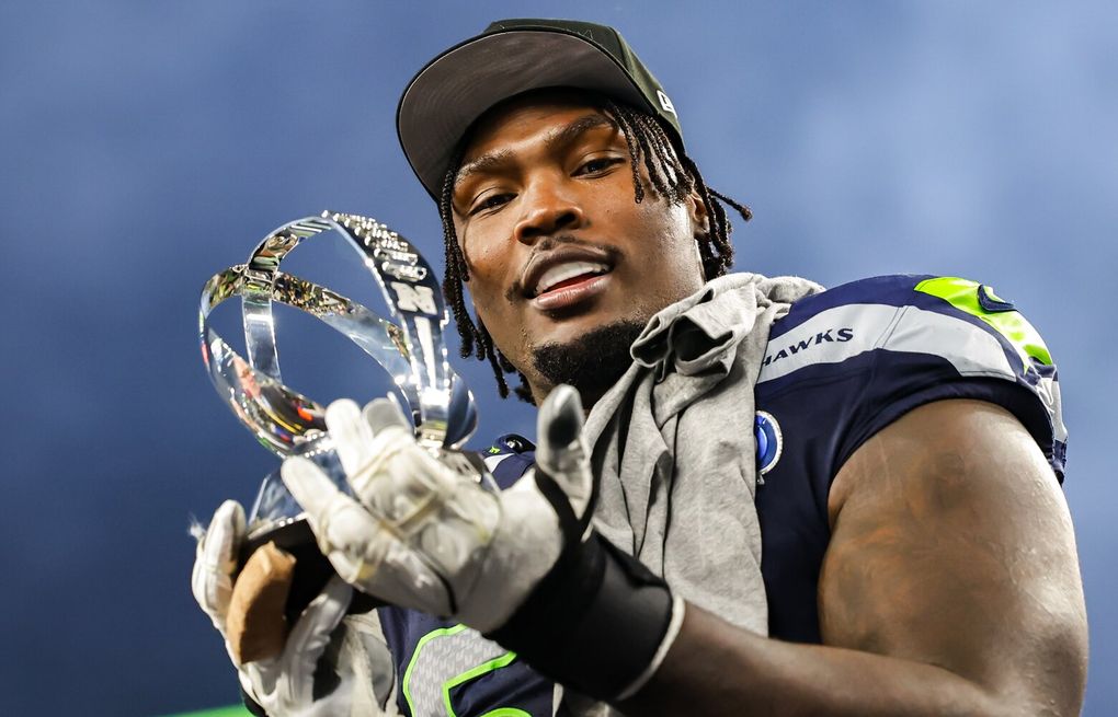 Seahawks release injury report with key players ready to go | Notebook