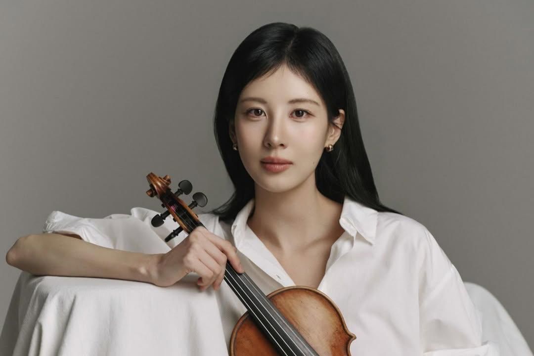 Girls' Generation's Seohyun draws mixed reaction with classical music performance - The Korea Times