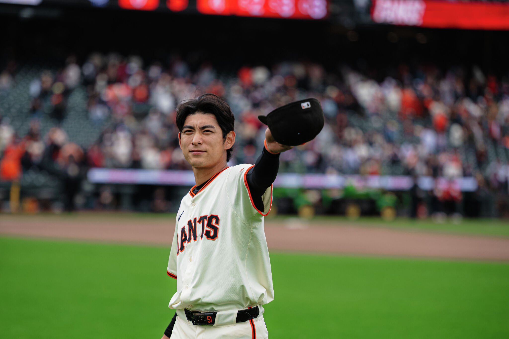 SF Giants star Jung Hoo Lee detained at LAX over forgotten paperwork