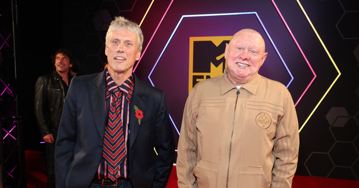 Bez says his best pal Shaun Ryder was left sick as a 'dead horse' by pneumonia - Daily Star