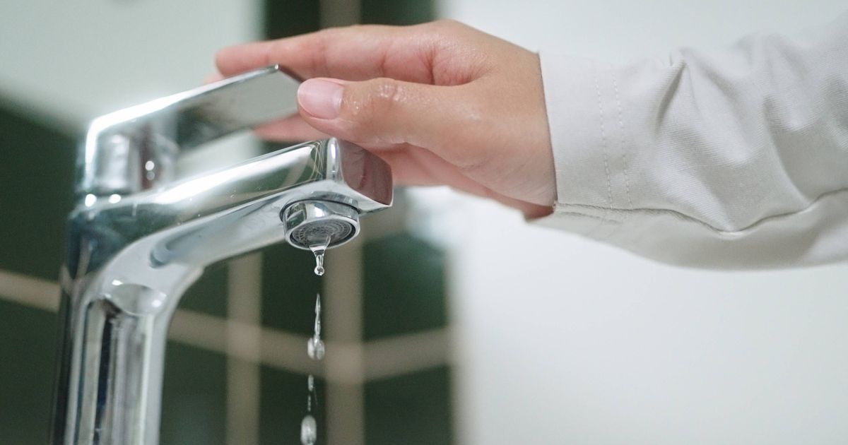 Simple test could detect hidden home leaks - and save you over £130 a year - The Mirror