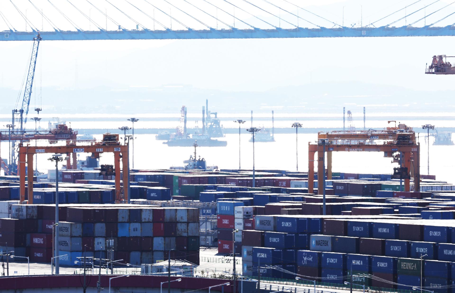 S. Korea logs largest current account surplus for November: BOK - The Korea Times