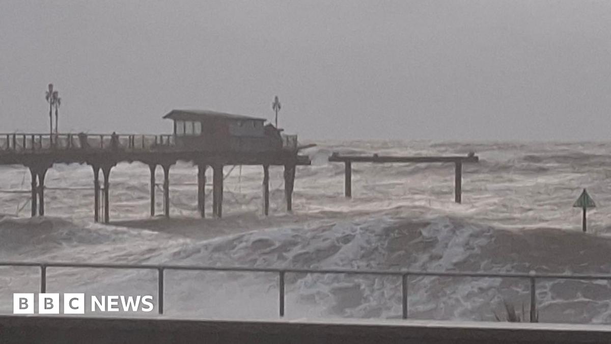Storm Ingrid: Part of Teignmouth pier washed away by 'wild' waves