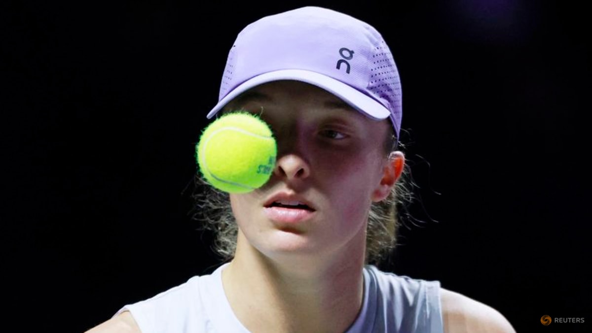 Swiatek rejects 'Battle of the Sexes' and backs mixed team events