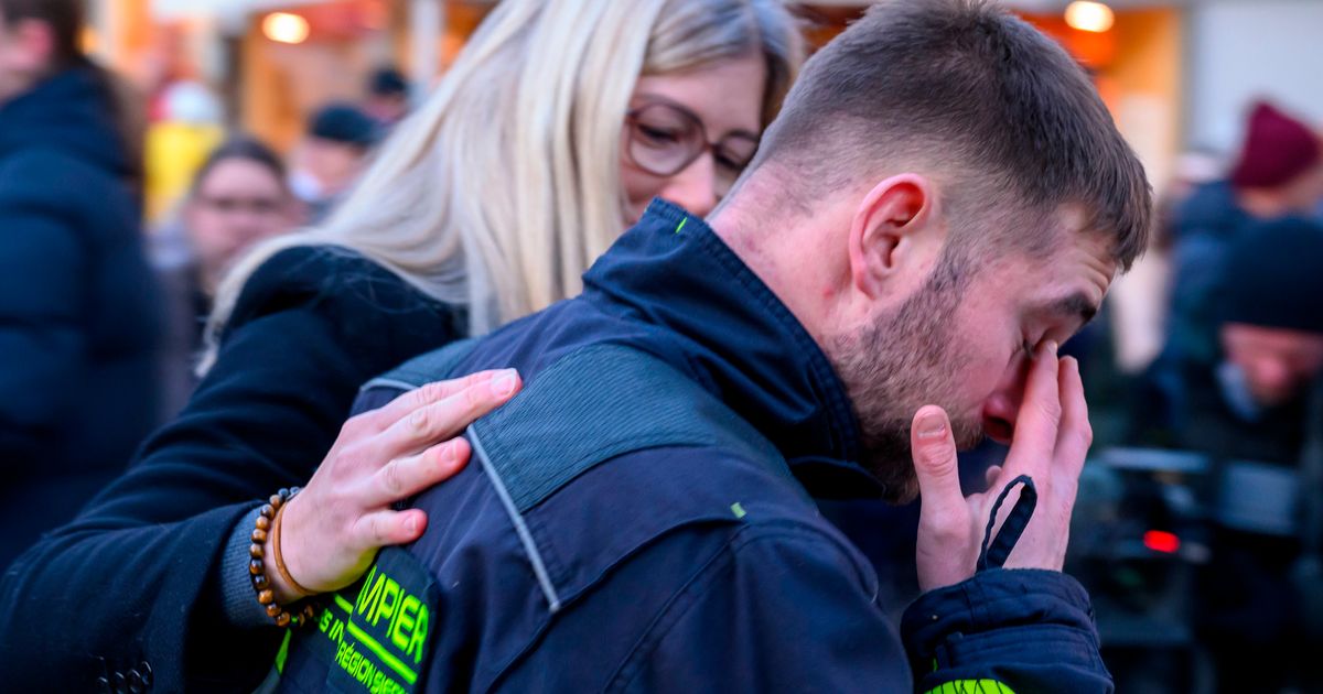 Swiss ski resort fire: Firefighters weep as they honour victims they couldn't save - The Mirror