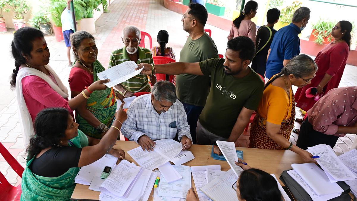 Tamil Nadu SIR: Election Commission directed by SC to display voter discrepancies