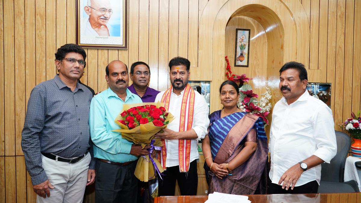 Telangana government doctors seek CM's intervention on promotions, allowances, TVVP restructuring