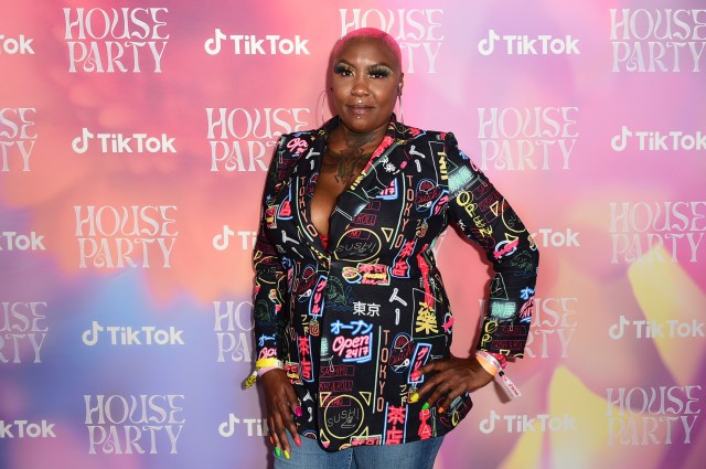 TikTok star Ms. Shirley Raines, beloved homeless advocate, dies at 58