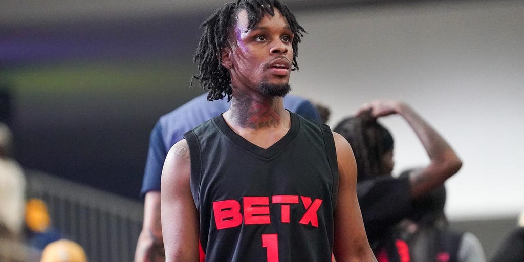 Music star Toosii labels Syracuse coach Fran Brown 'bozo' amid scholarship dispute