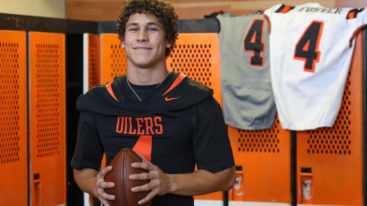 Daily Pilot Football Dream Team: As Huntington Beach elevated play, Troy Foster climbed county receiving ranks