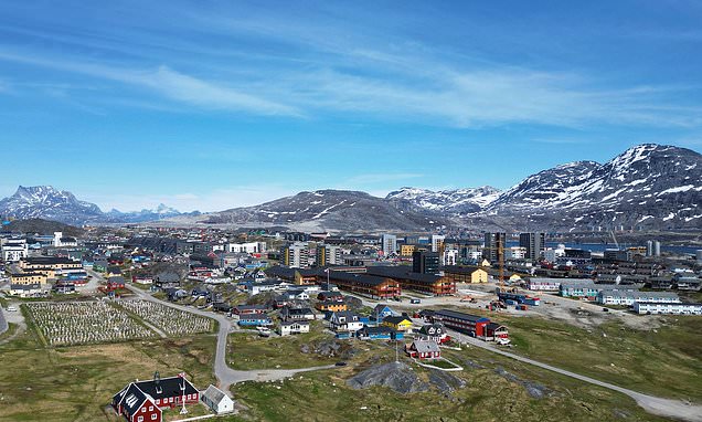 Trump brushes aside NATO warnings to pursue Greenland deal