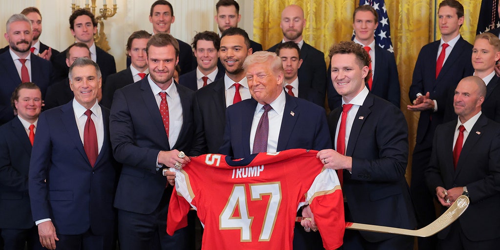 Trump flashes championship ring as Panthers celebrate Stanley Cup repeat at White House