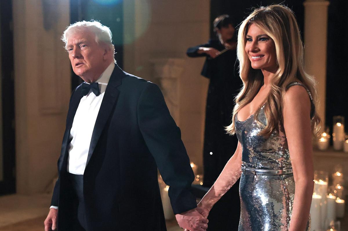 Trump calls for 'peace on Earth' at glittering Mar-a-Lago New...