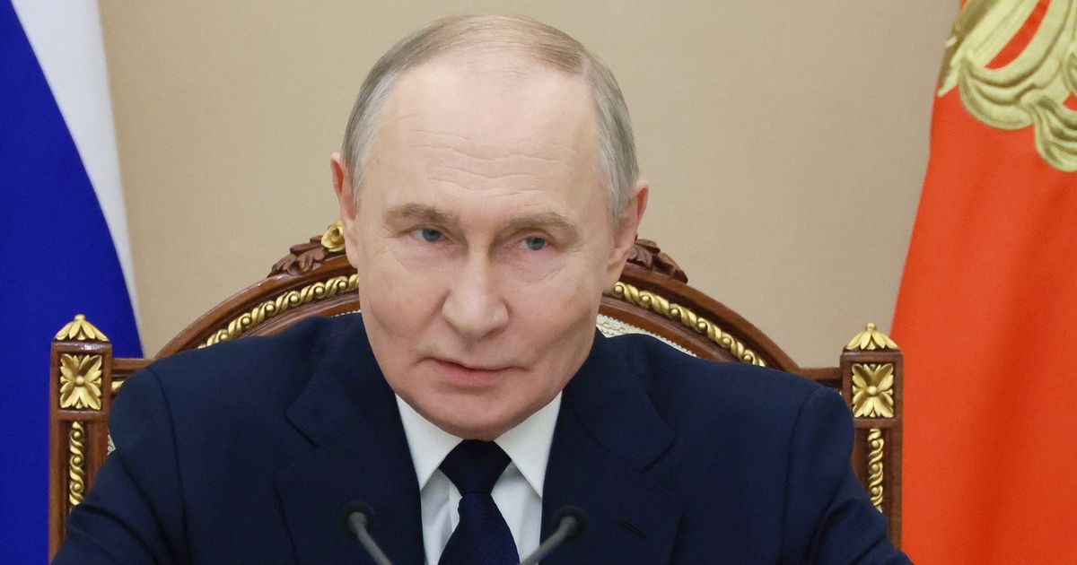 Fears Russians 'will starve to death' after Trump captures Putin's ally in Venezuela - The Mirror