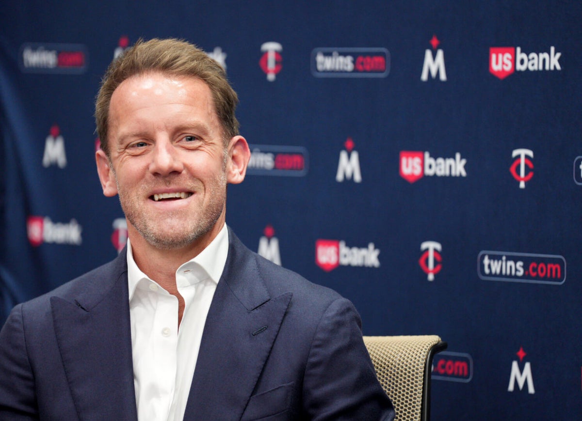 Twins' owner personally calls frustrated fans: 'We tripped over ourselves'