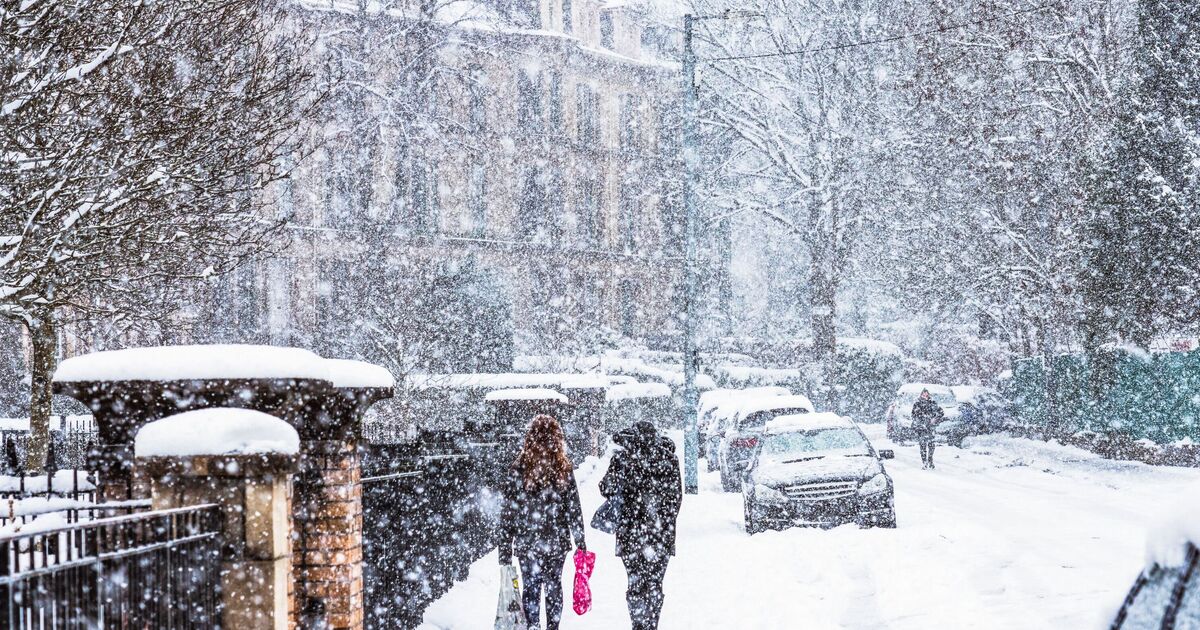 UK weather maps show 447-mile snow bomb from top of Scotland to Birmingham