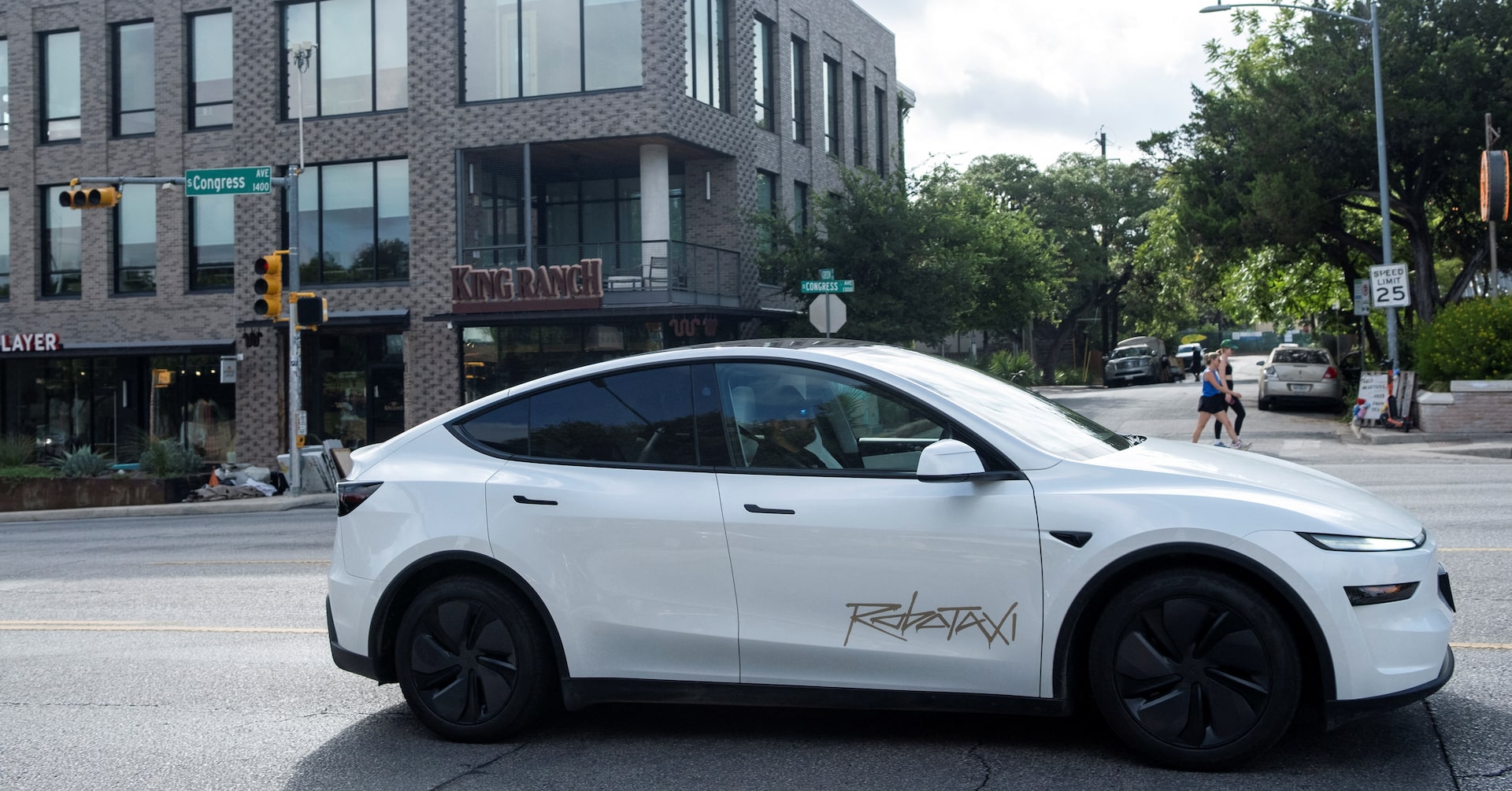 US House panel to consider legislation that could speed self-driving car deployment