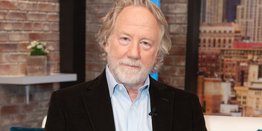 US Marshals seek Timothy Busfield after child sex abuse allegations