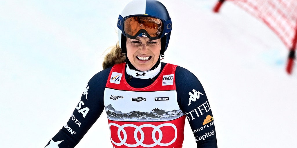 US skier Lindsey Vonn airlifted from course after terrifying crash puts Olympic comeback in jeopardy