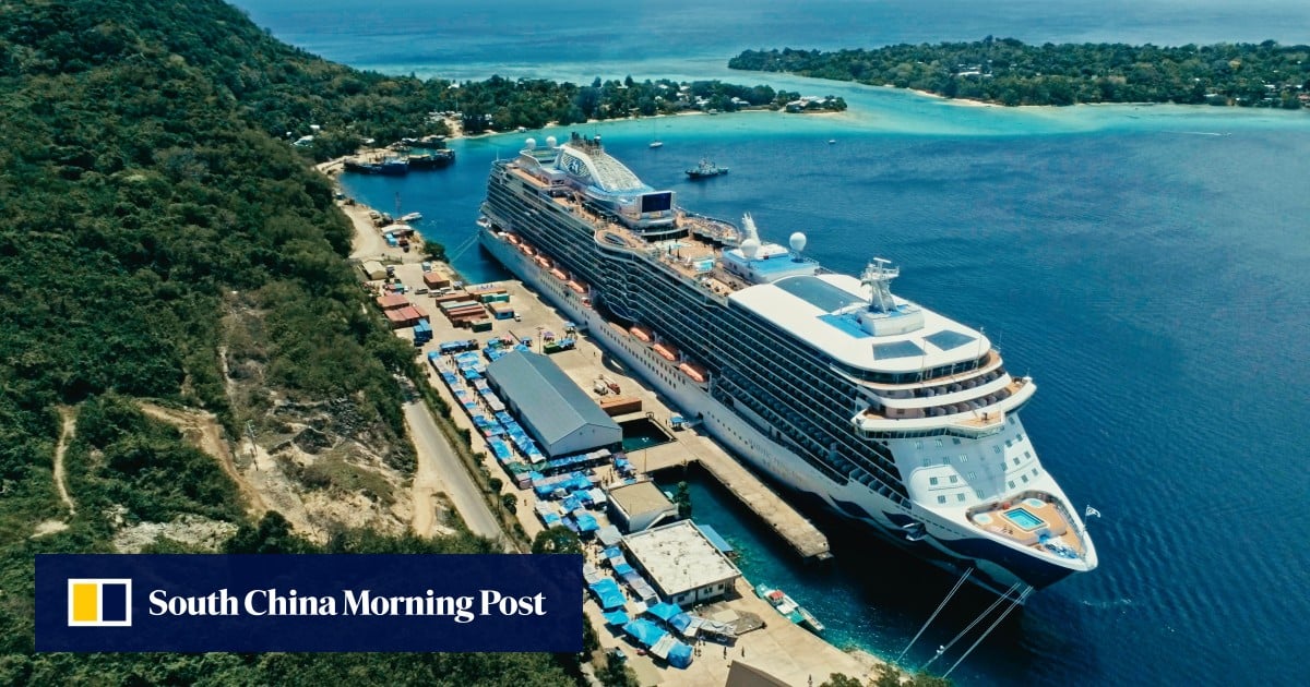 Vanuatu seeks Hong Kong's regulatory expertise, woos investors and tourists