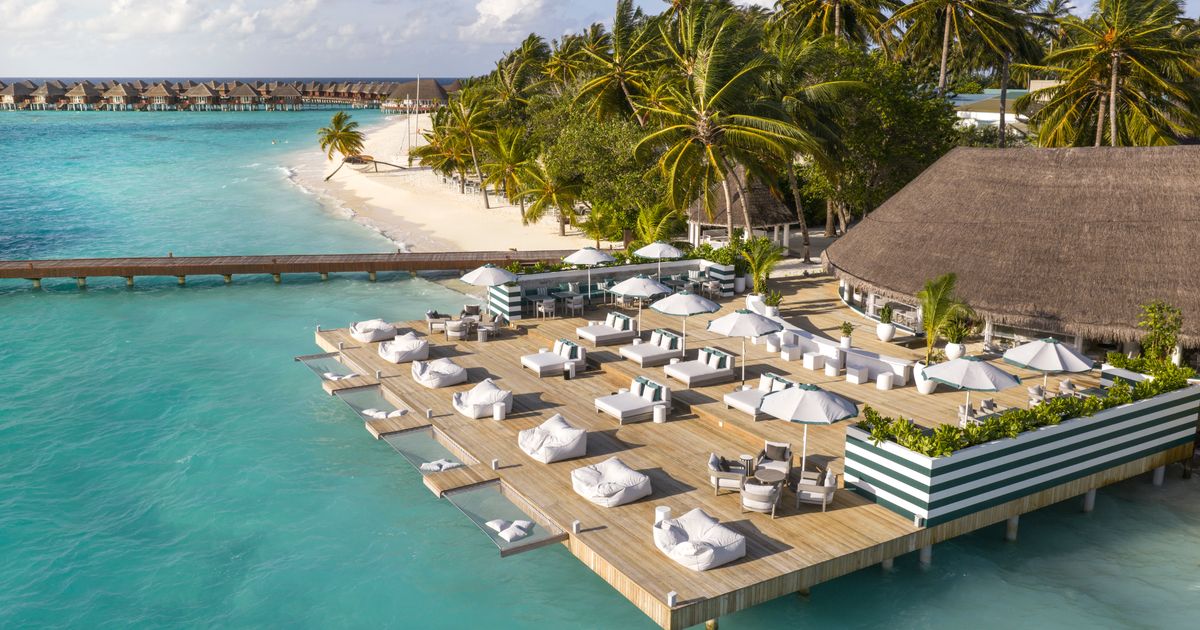 Win a dream holiday to the Maldives with Sun Siyam and Travelbag - Daily Star