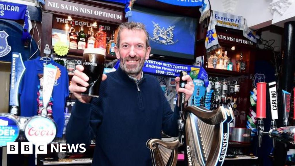 Manager says Winslow pub 'is nothing without Everton fans'