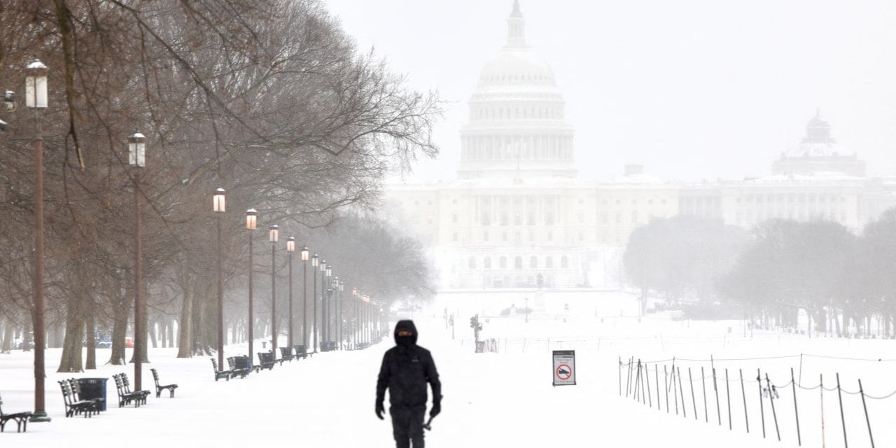 Winter Storm Blankets Central and Eastern U.S.