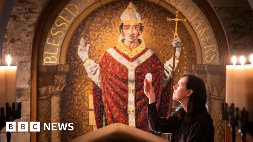York St William shrine shown in Minster for first time in 500 years
