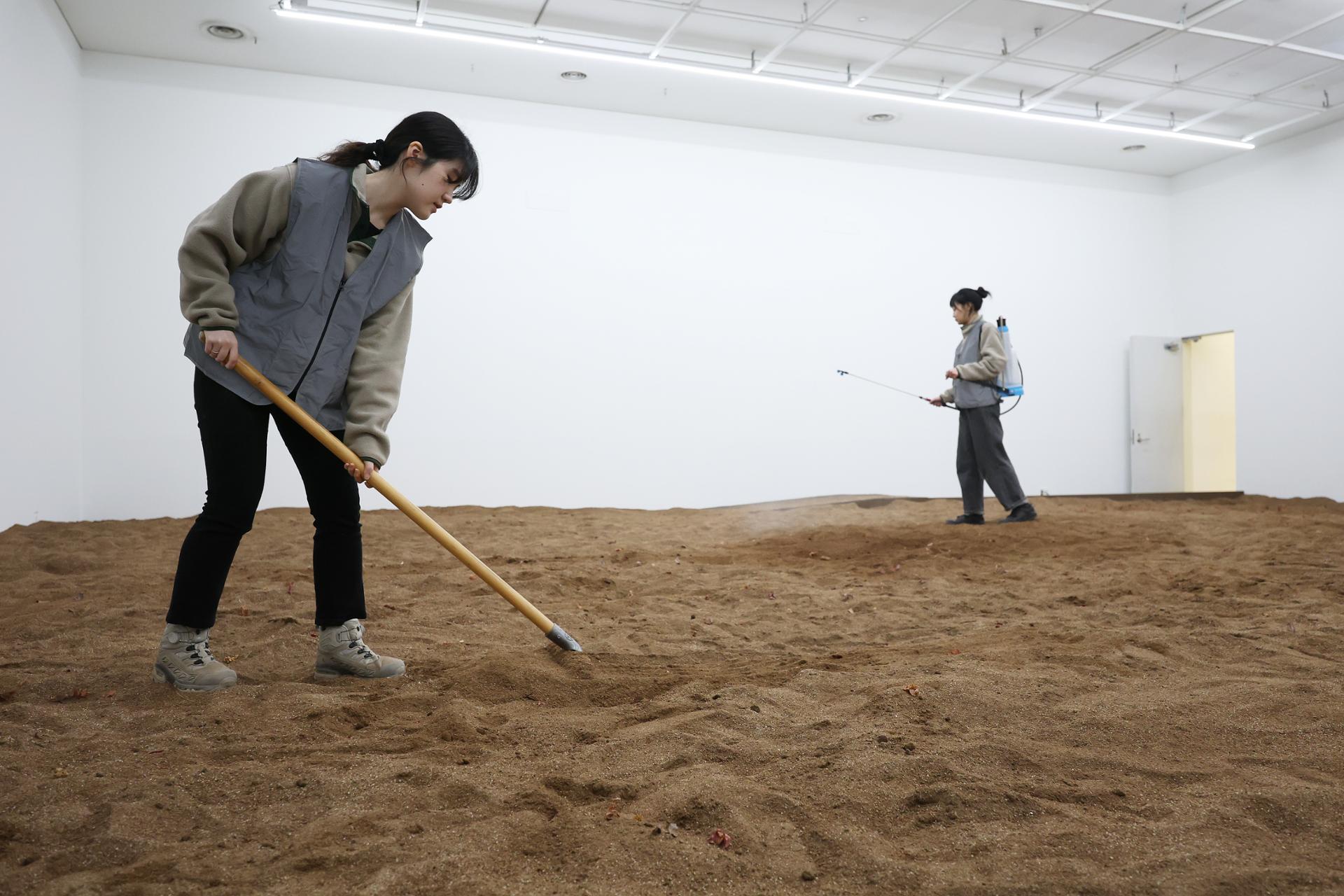 What happens when art refuses to be timeless? - The Korea Times