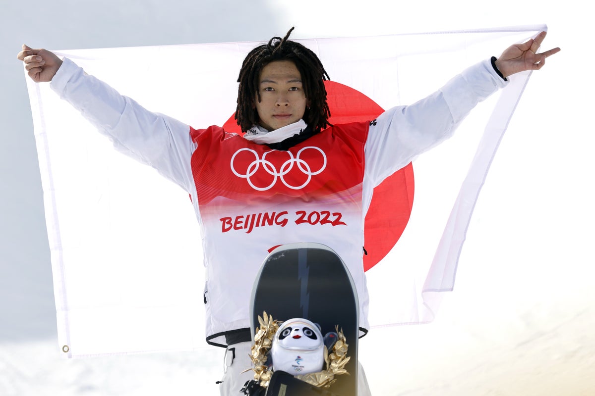 Olympic champion set to defend his title weeks after breaking his nose and pelvis