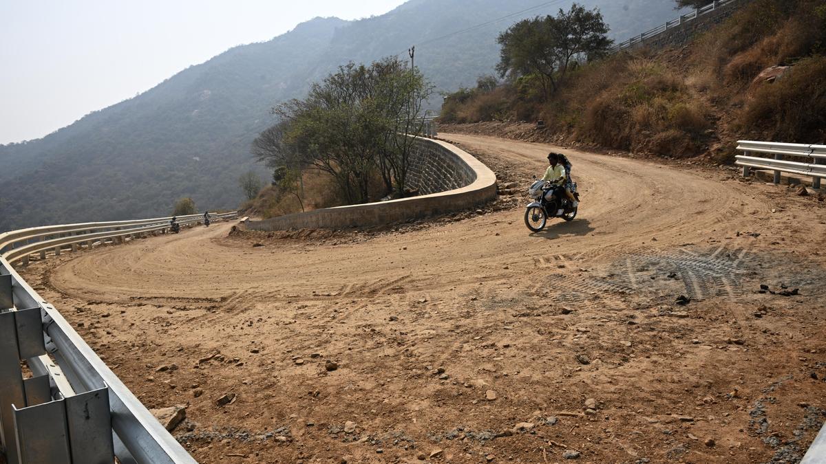 Tribal residents of Bodhamalai in Namakkal get mud road for 9.9 km at ₹34.12 crore after Independence