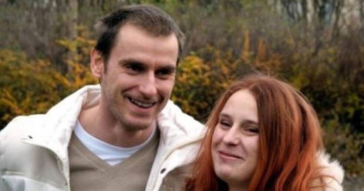 Brother and sister fall in love and have four children