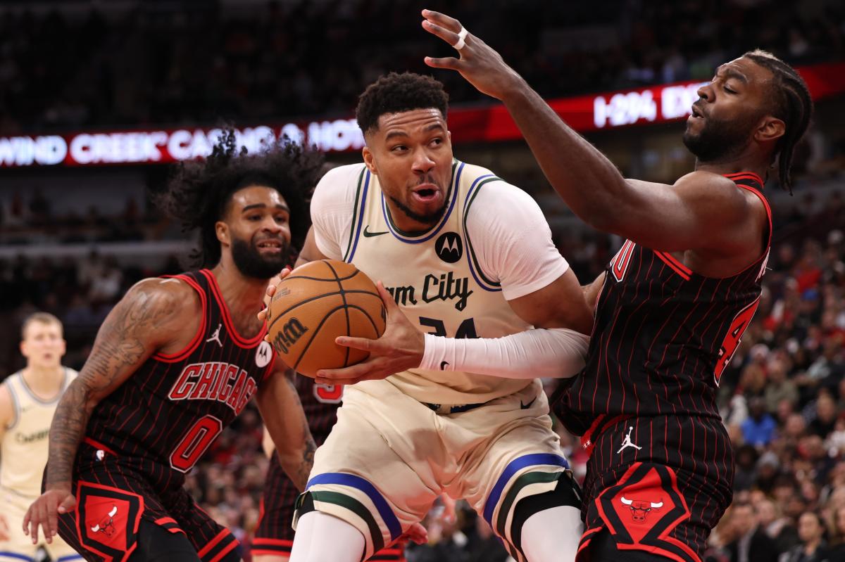 Bulls odds to trade for Giannis Antetokounmpo skyrocket as deadline...
