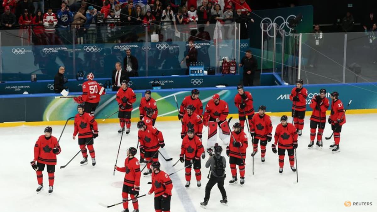 Ice hockey-Canada wallop France to close group stage