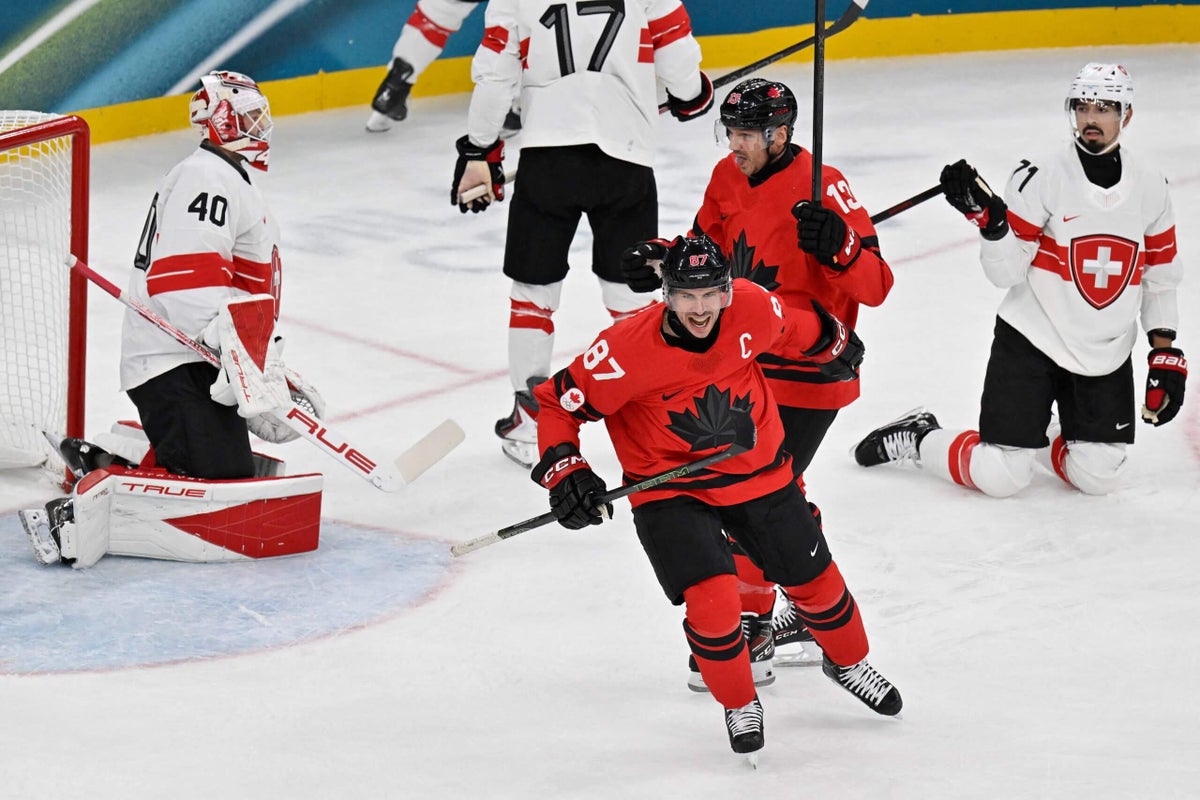 Canada shuts door on Switzerland to continue Olympic men's hockey momentum