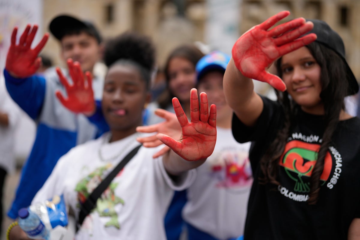 Child recruitment by armed groups in Colombia quadruples in last 5 years, says UNICEF