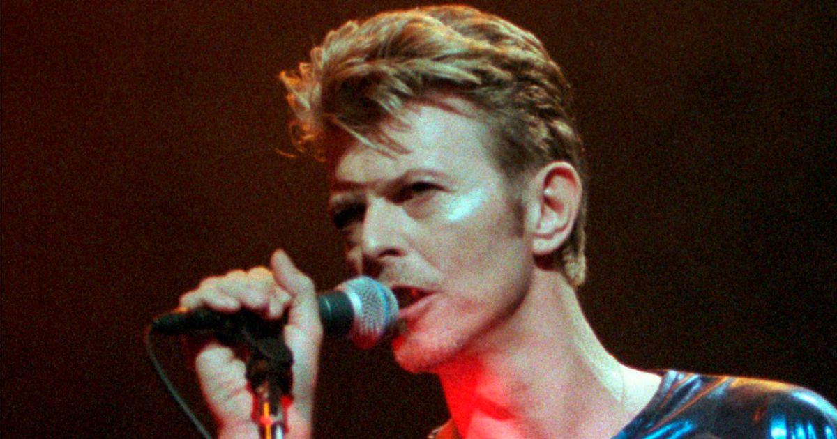 New David Bowie show to launch in April featuring never seen before material and personal notes from the star - Daily Star