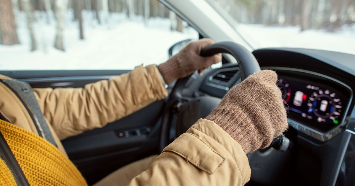 Drivers urged to remove 7 items from cars before Thursday night