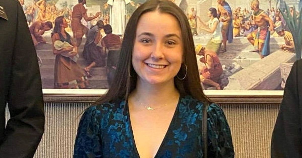 She travelled 4,000 miles to meet Facebook boyfriend - then he stabbed her over 90 times - The Mirror