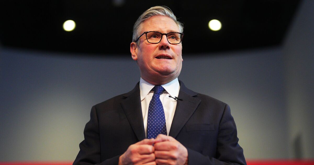 GB News halts for breaking update on migrant crisis - it's bad news for Starmer
