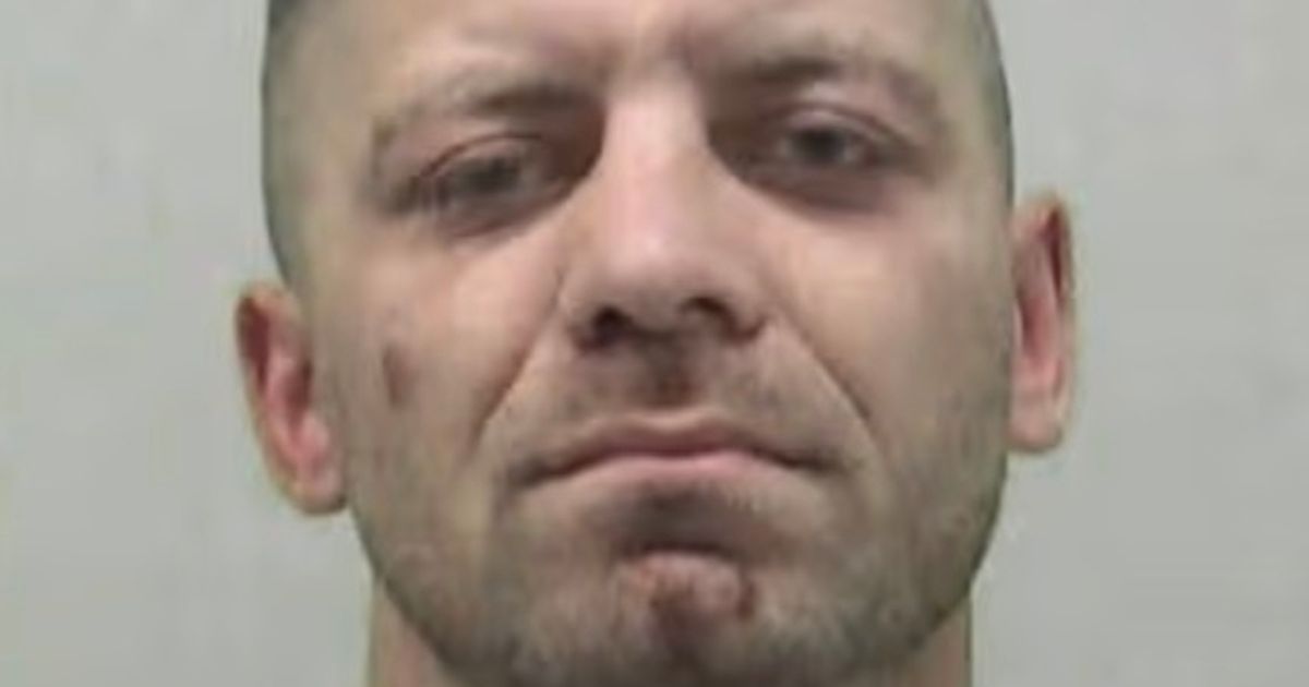 Girl, 18, kidnapped with knife at throat in chilling 'mistaken identity' attack - The Mirror