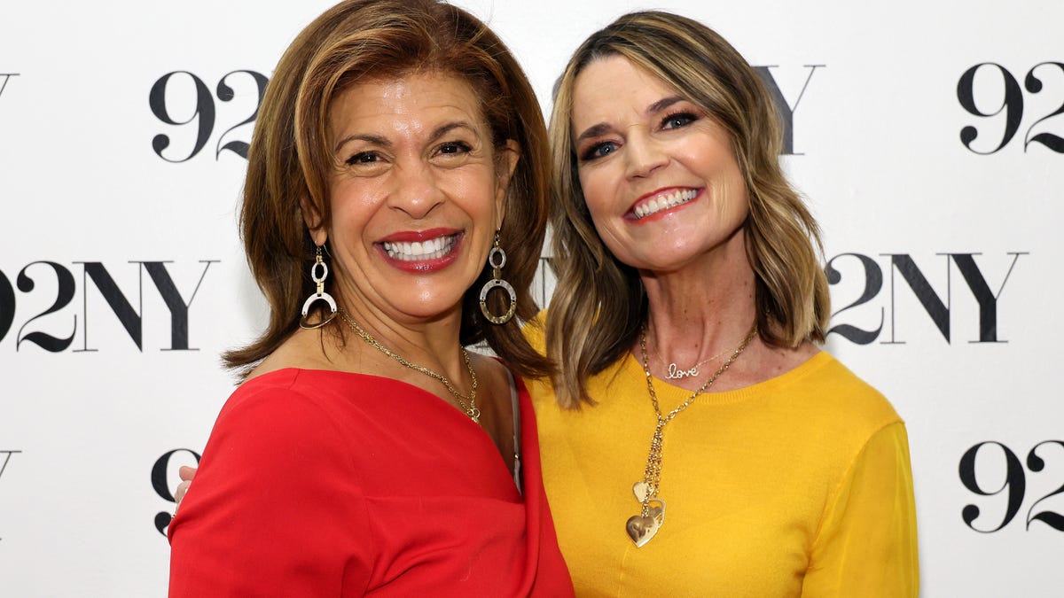 Hoda Kotb rejoins 'Today' show family in support of Savannah Guthrie