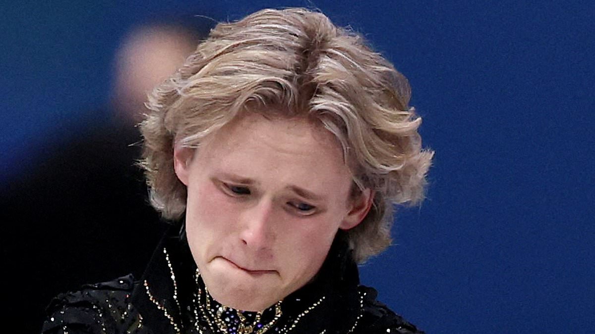 Ilia Malinin falls short of Olympic medal after nightmare collapse