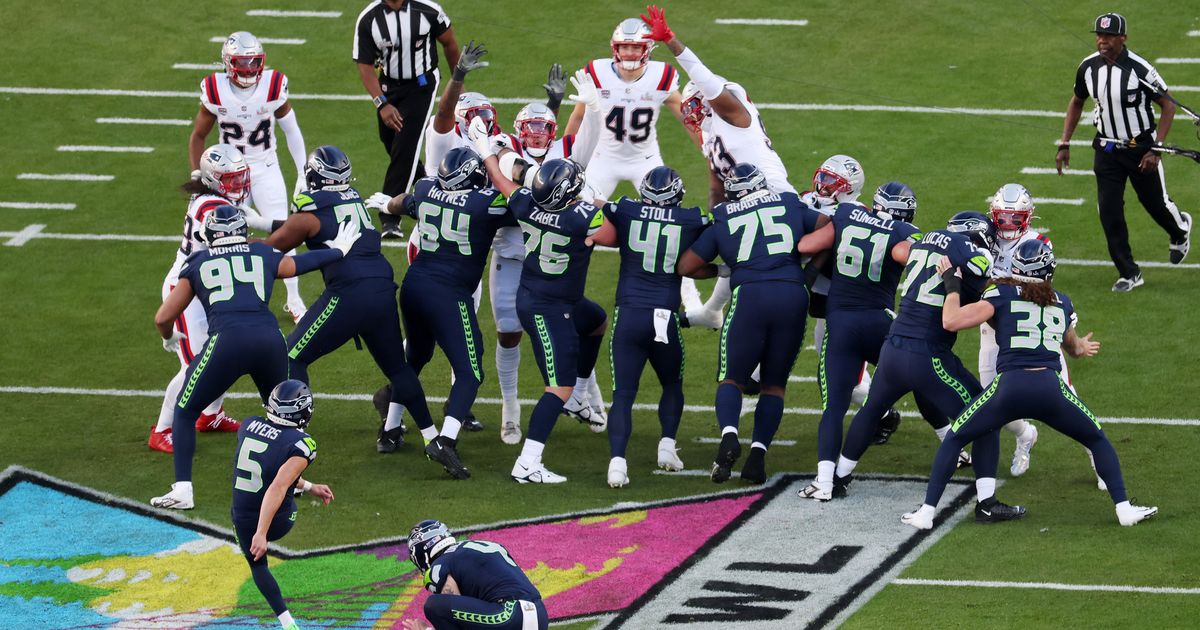 NFL star makes Super Bowl history with two records broken as fans call out bias - The Mirror