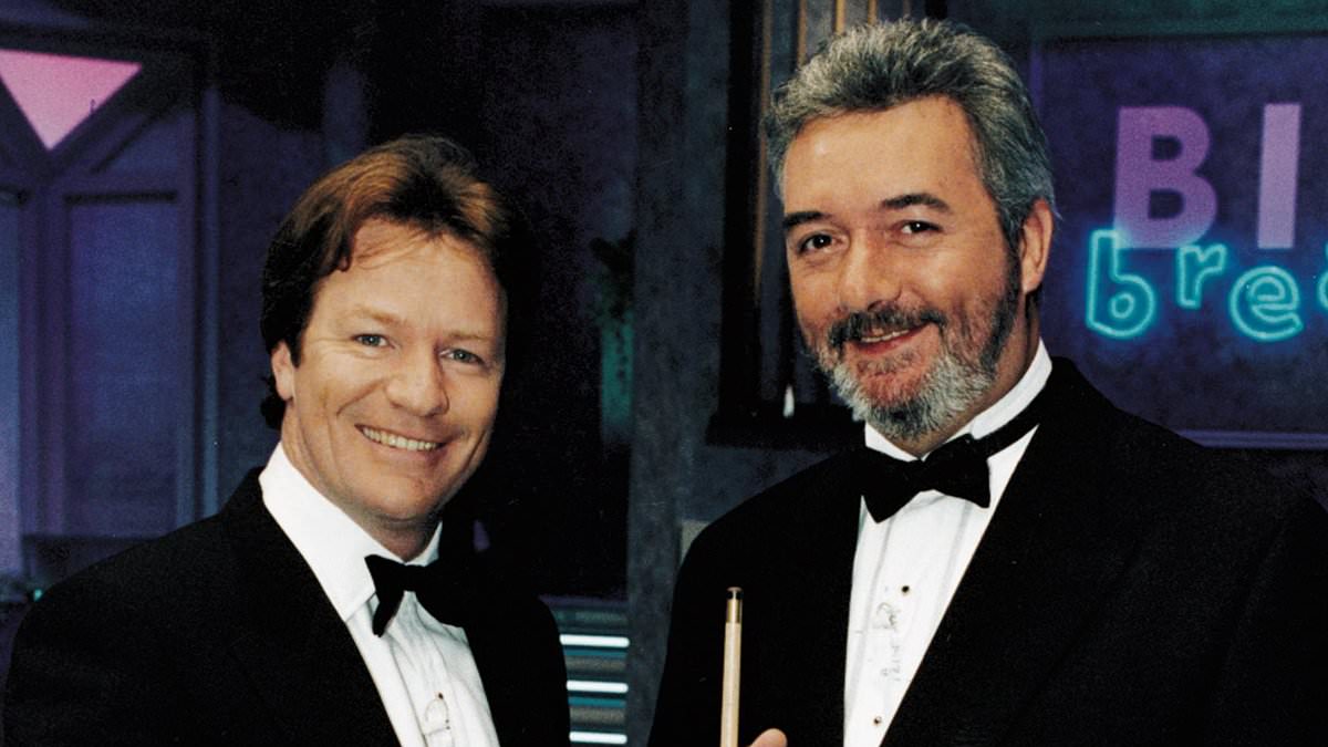 Comedian Jim Davidson pays tribute to 'great bloke' John Virgo